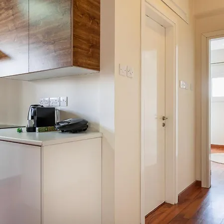 Lejlighed Elegant 1br Centre In Nicosia