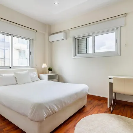 Elegant 1br Centre In *